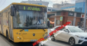 Водитель ярославского автобуса №8 оказал первую помощь пассажиру