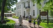 Миллиардер выкупил заброшенные руины в глуши: показываю преображение дворца спустя двадцать лет работы