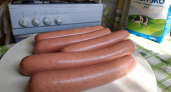 Что за черные точки в сосисках и нормально ли это для "качественного продукта"