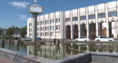 В центре Ярославля реконструируют фонтан у правительства и часовни Александра Невского