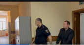 Суд арестовал 18‑летнего курьера, обвиняемого в хищении украшений