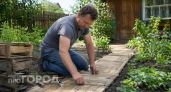 Сделала садовые дорожки сама из доступного материала: потратила 2 дня, а выглядит лучше любой плитки