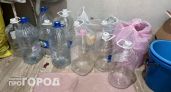 Больше не отправляю пятилитровые бутылки на свалку: мастерю из них удобные органайзеры для порядка в шкафу