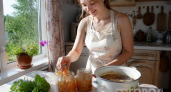 Простым способом превращаю жидкое варенье в густое: так вкусно, что хоть на хлеб мажь, хоть в начинку пирогов клади – сладость не стекает
