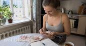 С легкостью накопила 100 тысяч рублей всего за полгода без отказа от привычной жизни с помощью простых челленджей и банковских приложений