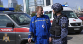 Скорая и Росгвардия отработали действия при угрозе врачам на совместных учениях