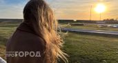 Врачи-трихологи неизменно включают этот один прием в уход за волосами: ни намека на ломкость и тусклый цвет