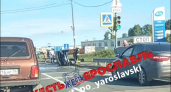 Утренняя авария на «пьяной» дороге: в Ярославле перевернулась легковушка