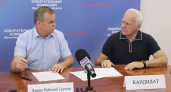 Анатолий Лисицын подал в избирком подписи для выдвижения в Госдуму
