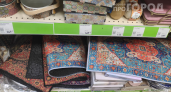 Скупаю эти восточные коврики в Fix Price пачками: застелил балкон и сделал зону отдыха на даче за копейки