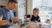 Прячу эти продукты от своих детей: кардиолог объяснил, почему магазинные йогурты опасны для сердца