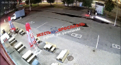 У "Авроры" толпа подростков избила мужчину на глазах девушки