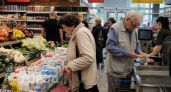 Инфляция съедает накопления: как пенсионерам сохранить остатки денег и перестать экономить на еде каждый день