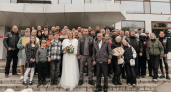 Вместо лимузина на байках: в Рыбинске прогремела необычная свадьба под рев моторов