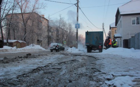 В Ярославле из-за прорыва трубы без воды остались 12 домов
