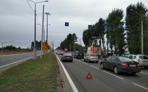 В Ярославле не поделили дорогу две иномарки