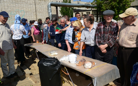 Как помочь «лишним людям»?