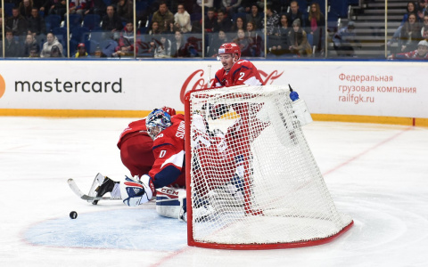 Ярославский «Локомотив» одержал первую победу в плей-офф