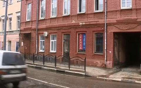 Посреди дня в центре Ярославля ограбили страховую компанию