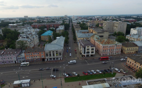 В центре Ярославля запретят парковку: в чем причина
