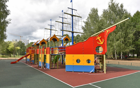 К концу лета откроют ярославский парк после масштабного ремонта: фото и видео