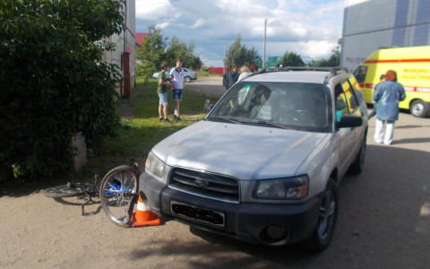 В Ярославле женщина на авто сбила велосипедиста: подробности