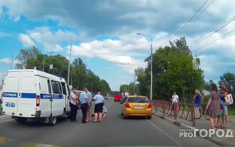 Ярославцы обматерили водителя: сбил школьника на пешеходном переходе