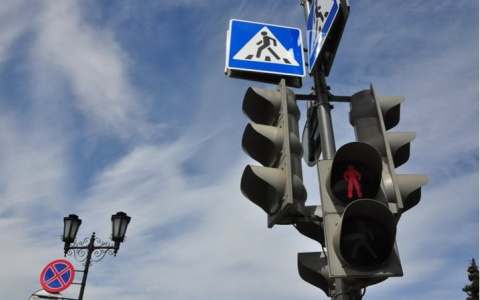 Появились безопасные светофоры: где их установили в Ярославле