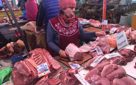 "Оно чернеет на глазах": о мифическом мясе на рынках города рассказал ярославец