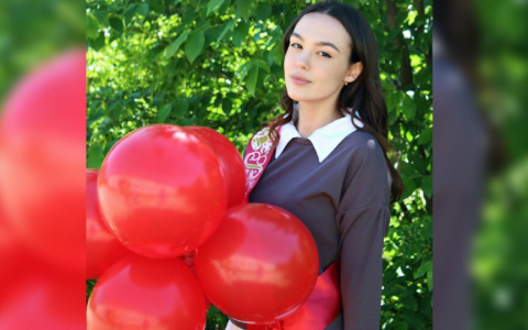 «Все внимание-мне»: о выпускном в одиночестве рассказала школьница из Ярославля