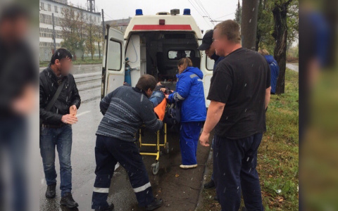 "Приехали сразу две": медики ответили на ЧП с умирающим в маршрутке ярославцем