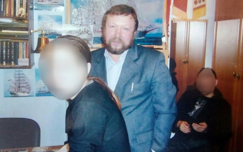 Бил ножом по лицу: осудили ярославца, убившего известного учителя в Ярославле