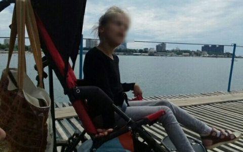 Теперь хоть ползай: вандалы отняли коляску у ребенка-инвалида в Рыбинске