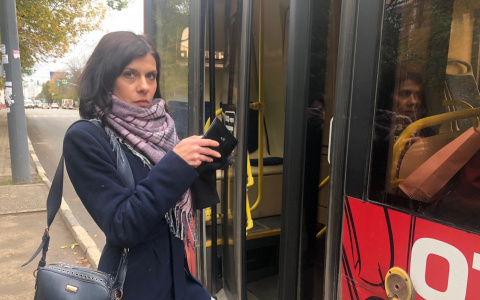 В автобус - без денег: ярославцам назвали список автобусов, где можно платить картой