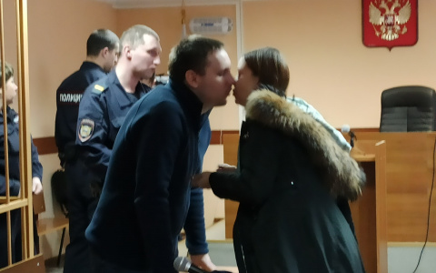 Последний поцелуй жены: тюремщик, пытавший сидельца, услышал приговор в Ярославле
