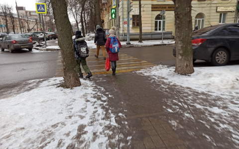 "Сверстники затравят": тренд матчества заставил содрогнуться родителей из Ярославля