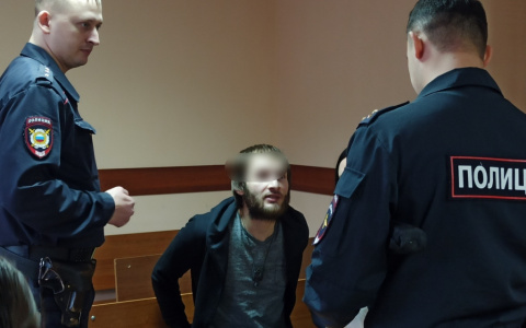 Бил по ягодицам и издевался: вынесен приговор по делу о пытках в колонии Ярославля