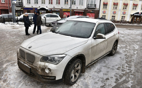 Из-за них "встает" транспорт: рассказали, где ловят автохамов в Ярославле