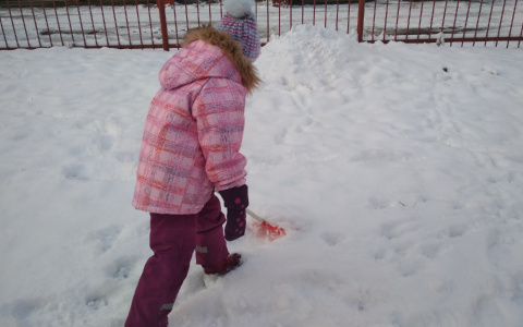 "А когда начнем покупать воздух?": ярославцев заставят платить за талый снег