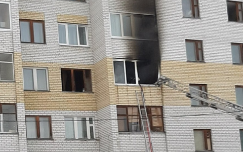 "Владельцы плачут": 30 человек эвакуировали при пожаре в Ярославле