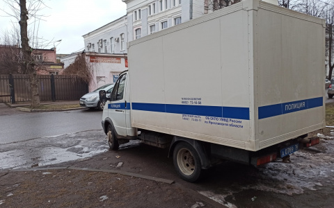 Острым лезвием целилась в лицо: подробности жесткой разборки в Брагино