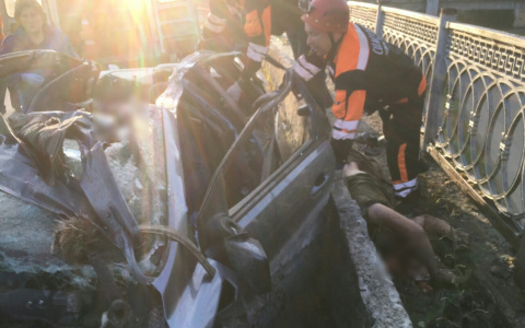 Трое погибли мгновенно: подробности смертельного ДТП в Ярославле