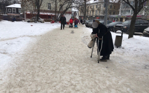 «Без костылей и с айфоном»:  ярославцы разоблачили злобную мошенницу