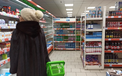 "Спасет от заразы": ярославцы "поймали" собачников в продуктовых магазинах