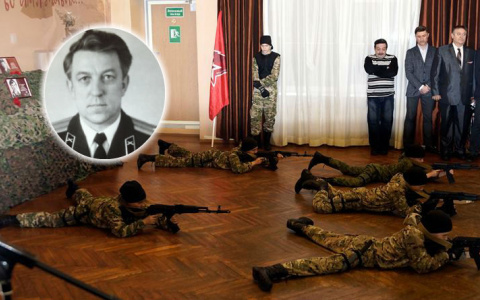 Ждал коляску два года: воевавшему в Египте ветерану десантники сделали подарок