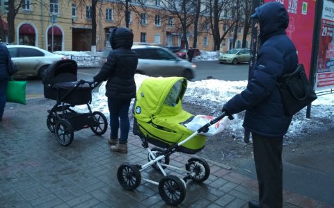 "Мамаши изгаляются, как хотят":  популярные и  редкие имена детей назвали в ЗАГСах