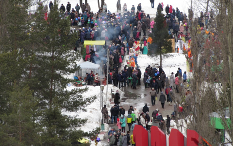 Новые запреты парковки на Масленицу: где нельзя оставлять авто