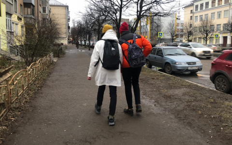 Наживаются на детях: новую схему мошенников раскрыл Центробанк