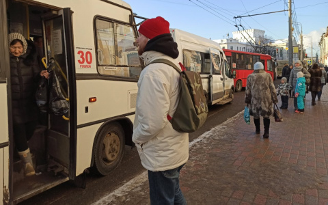 "Закупайтесь сейчас": экономисты ошарашили наступлением экономического кризиса