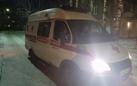 Сломано ребро и пробиты головы: в Ярославле из-за школьницы покалечили двух девочек и их папу